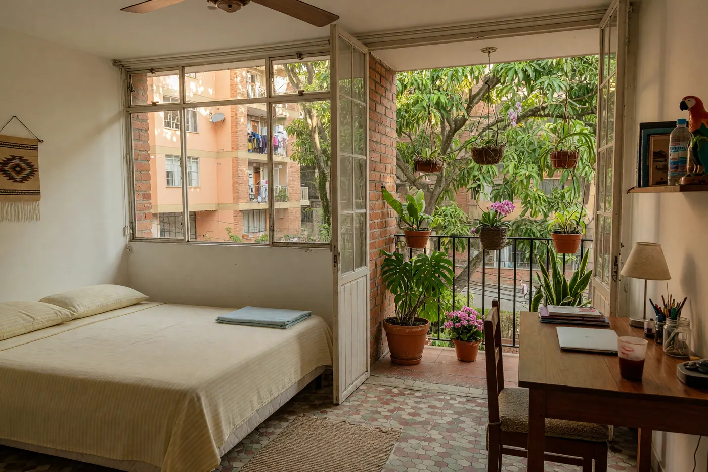 How to Rent a Shared Room in Laureles, Medellin
