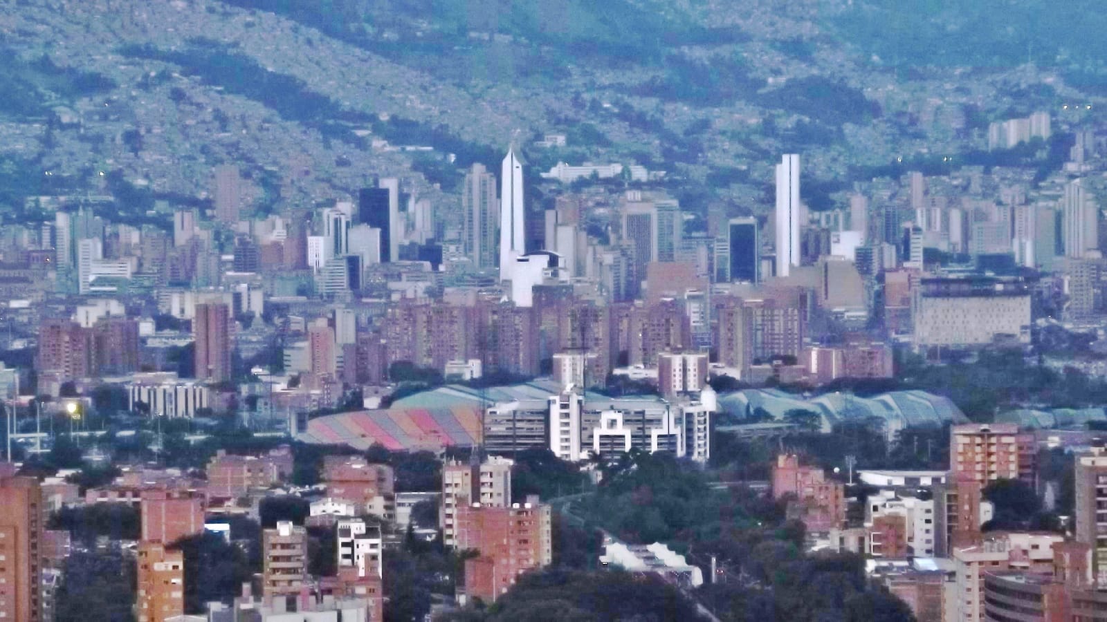 Cartagena vs Medellín Colombia for expats