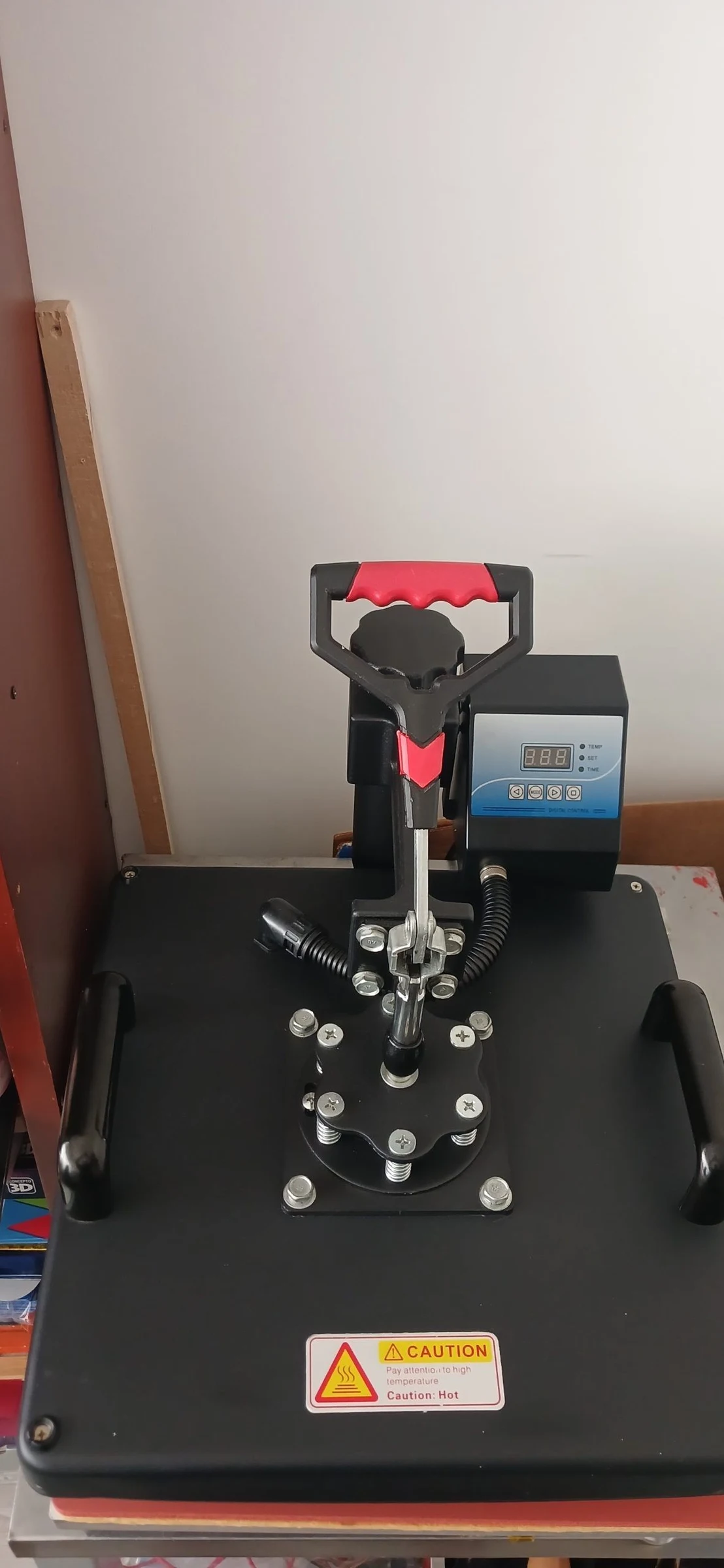 Venta de accesorios tecnológicos en Kennedy, Bogotá: Prensa Térmica Multifuncional 3 en 1 (Plancha Termofijadora) — Colombia Move