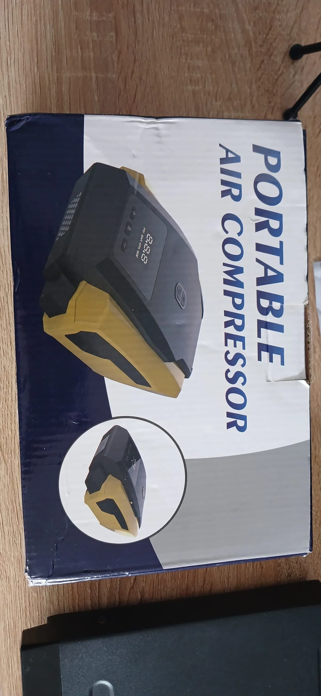 Venta de repuestos y accesorios en Kennedy, Bogotá: Compresor de aire portátil con caja, cable y accesorios(muy poco uso) — Colombia Move