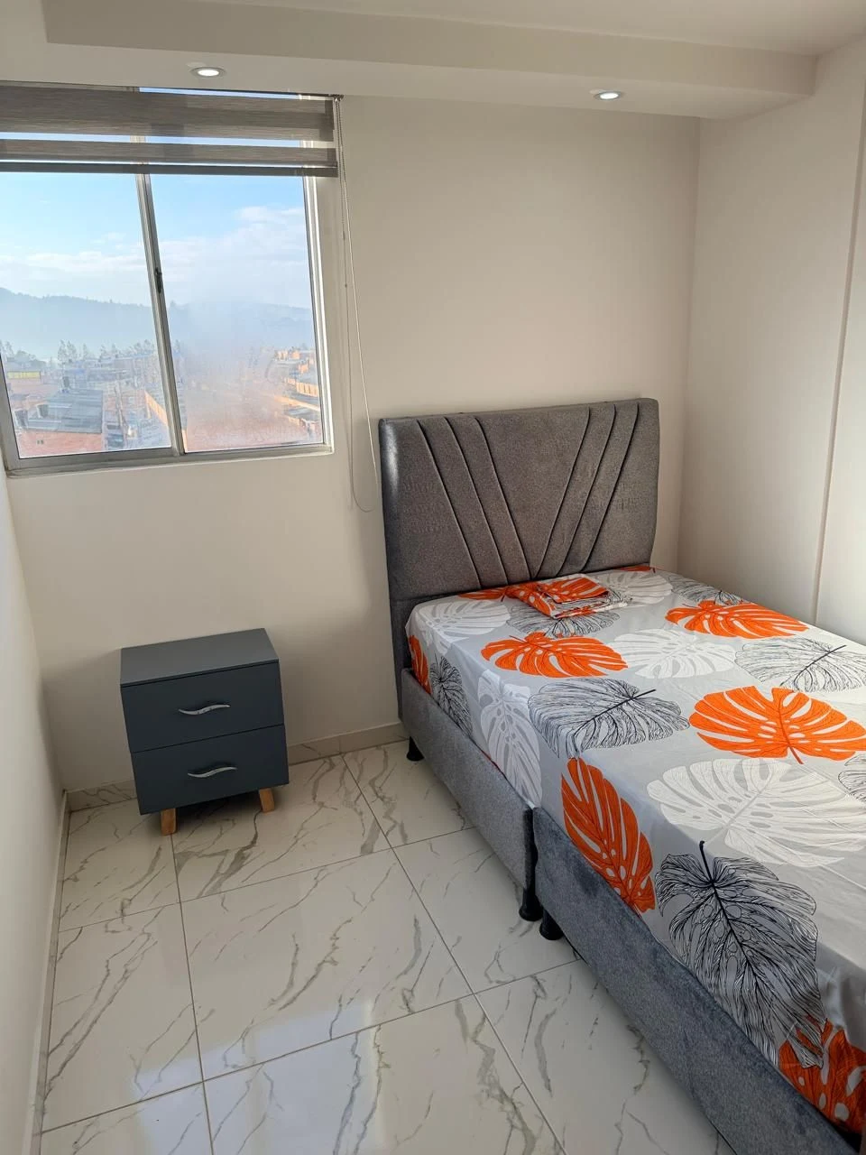 Alquiler de habitación / compartir en Madrid: Arriendo Habitacion Amoblada Servicios Incluidos Madrid Cundinamarca La Prosperidad — Colombia Move