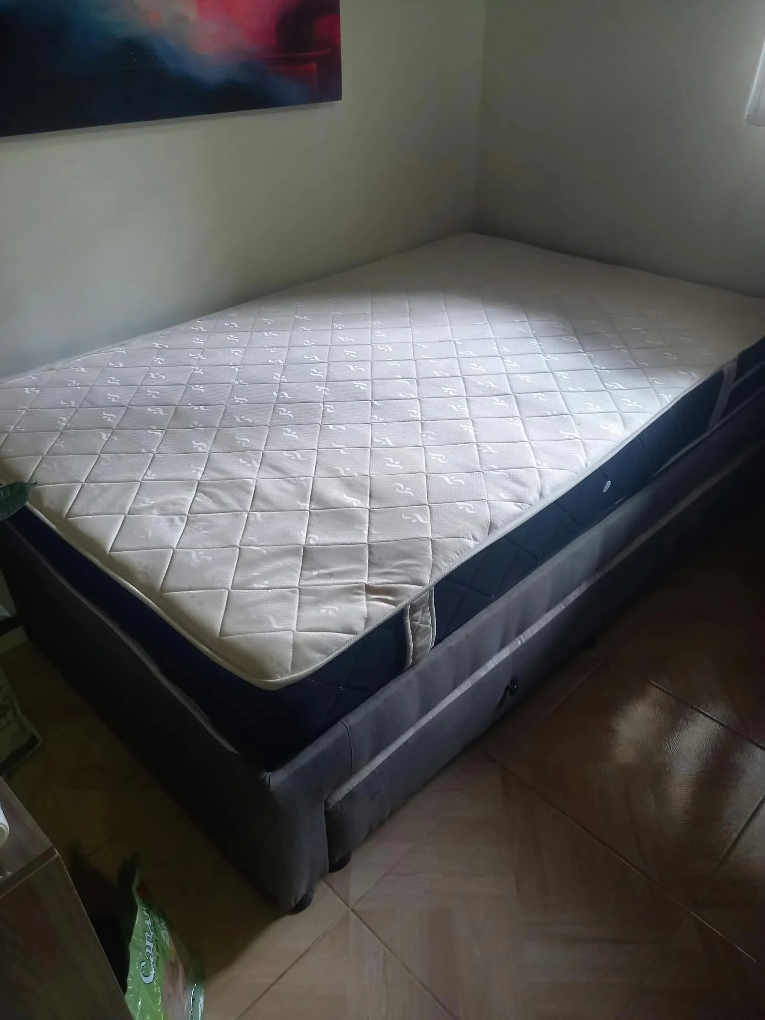 Venta de camas y colchones en El Peñol, Medellín: Cama Nido Duplex Semidoble 120x190 cm (Base Cama + 2 Colchones) - Como Nueva — Colombia Move