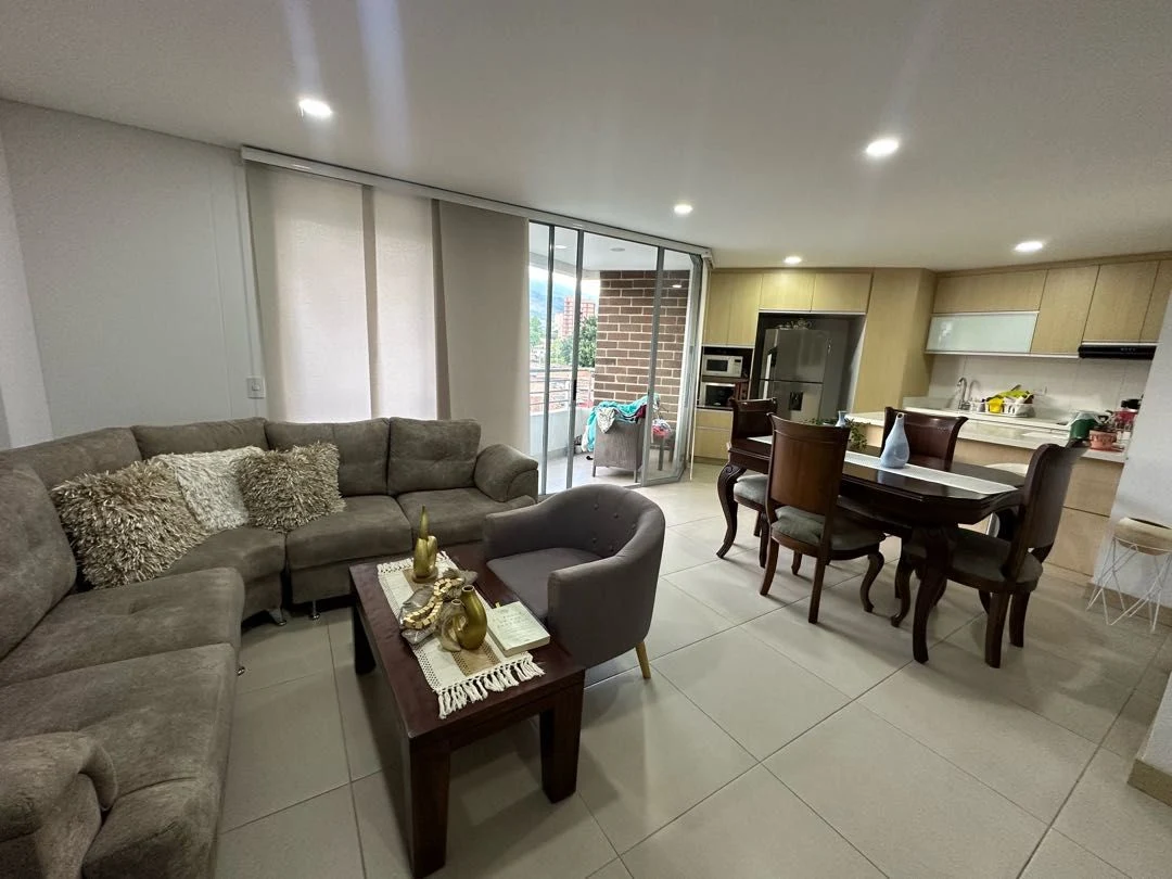 Venta de apartamento en Laureles, Medellín: Vendo Apartamento En Laureles Con Hermosa Vista — Colombia Move