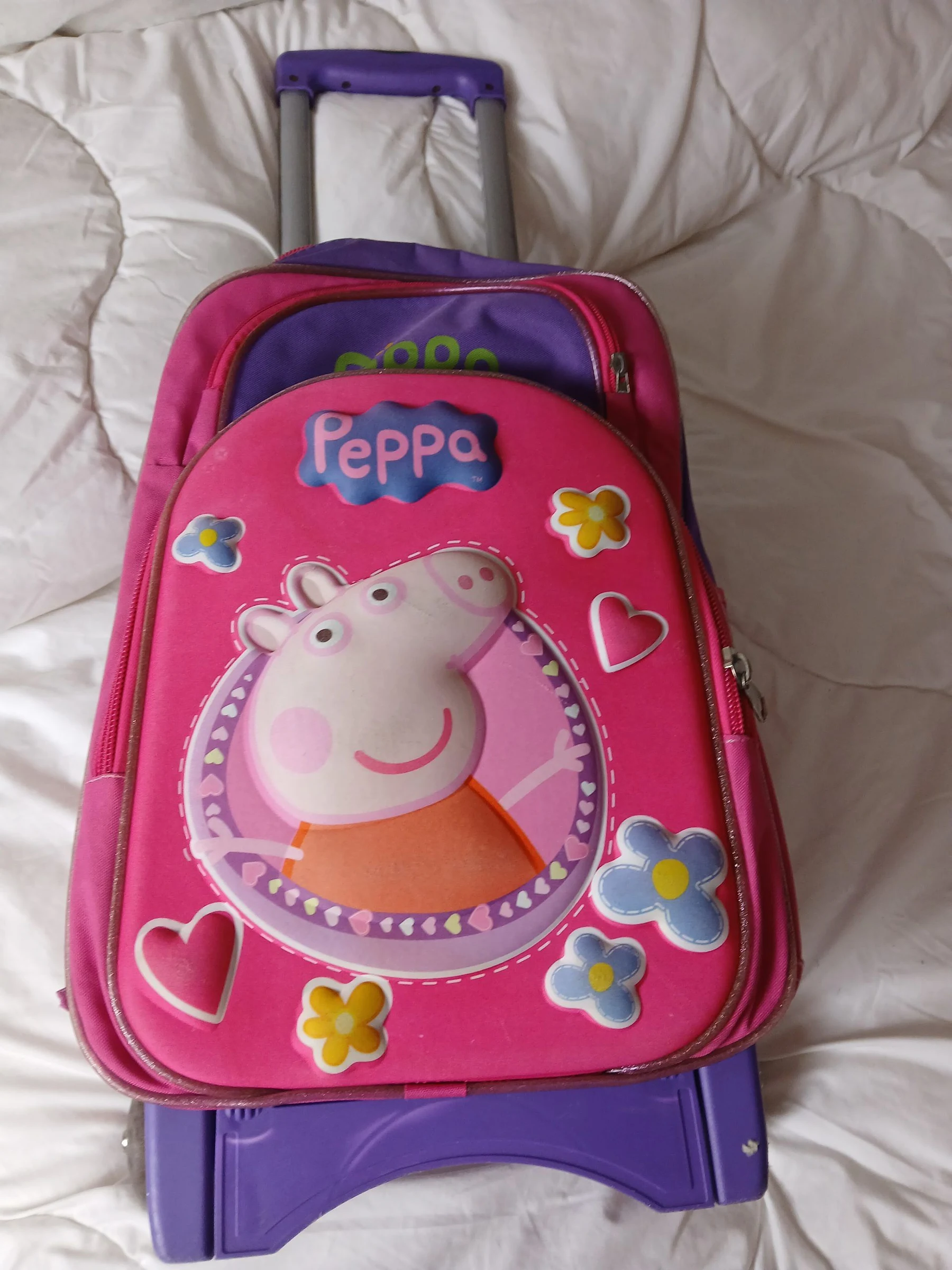 Venta de accesorios y joyería en Bogotá: Maleta escolar con ruedas de Peppa Pig — Colombia Move