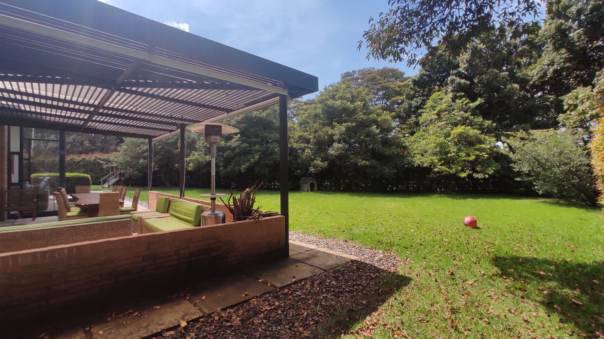 Venta de casa campestre en Guaymaral - Hacienda San Simon, Bogotá: HACIENDA SAN SIMON, 1520 M2, 332 M2 CONST, Vista Reserva — Colombia Move