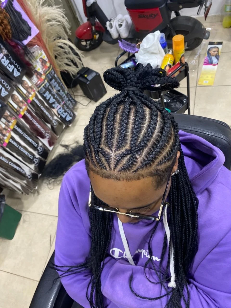 Servicio en Bogotá: Peinados Afro Y Barberia — Colombia Move