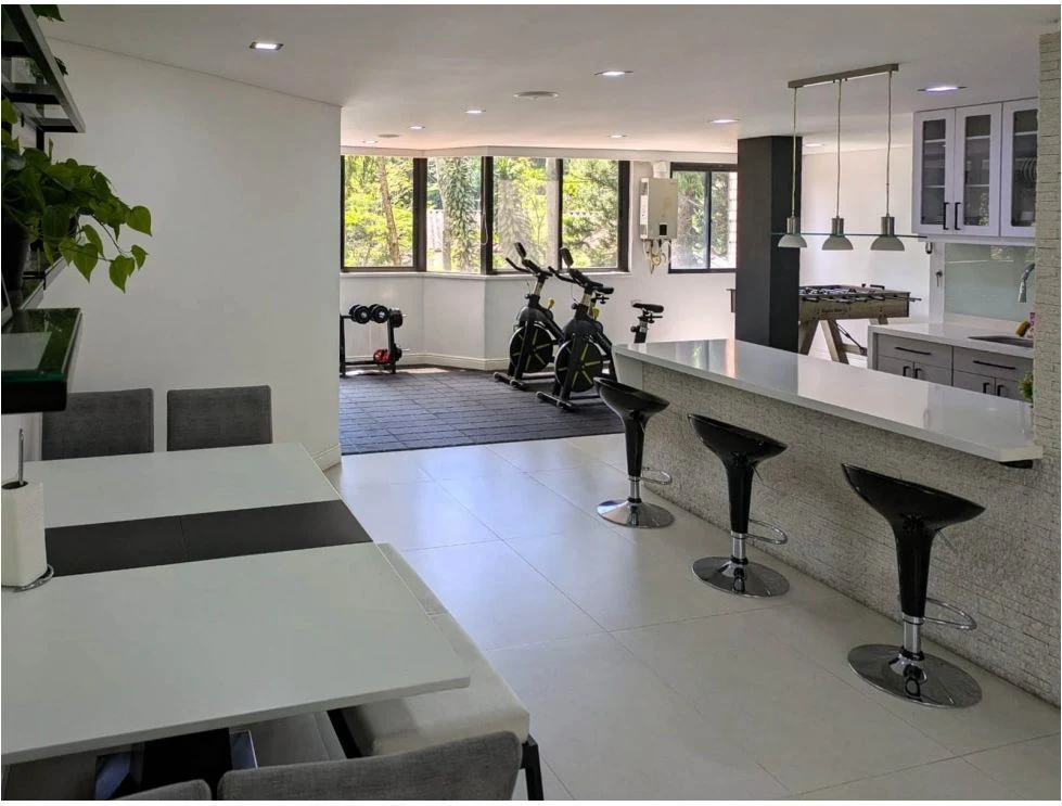 Venta de apartamento en Poblado,, Medellín: VENTA APARTAMENTO MODERNO SECTOR LA CONCHA EL POBLADO MEDELLIN — Colombia Move