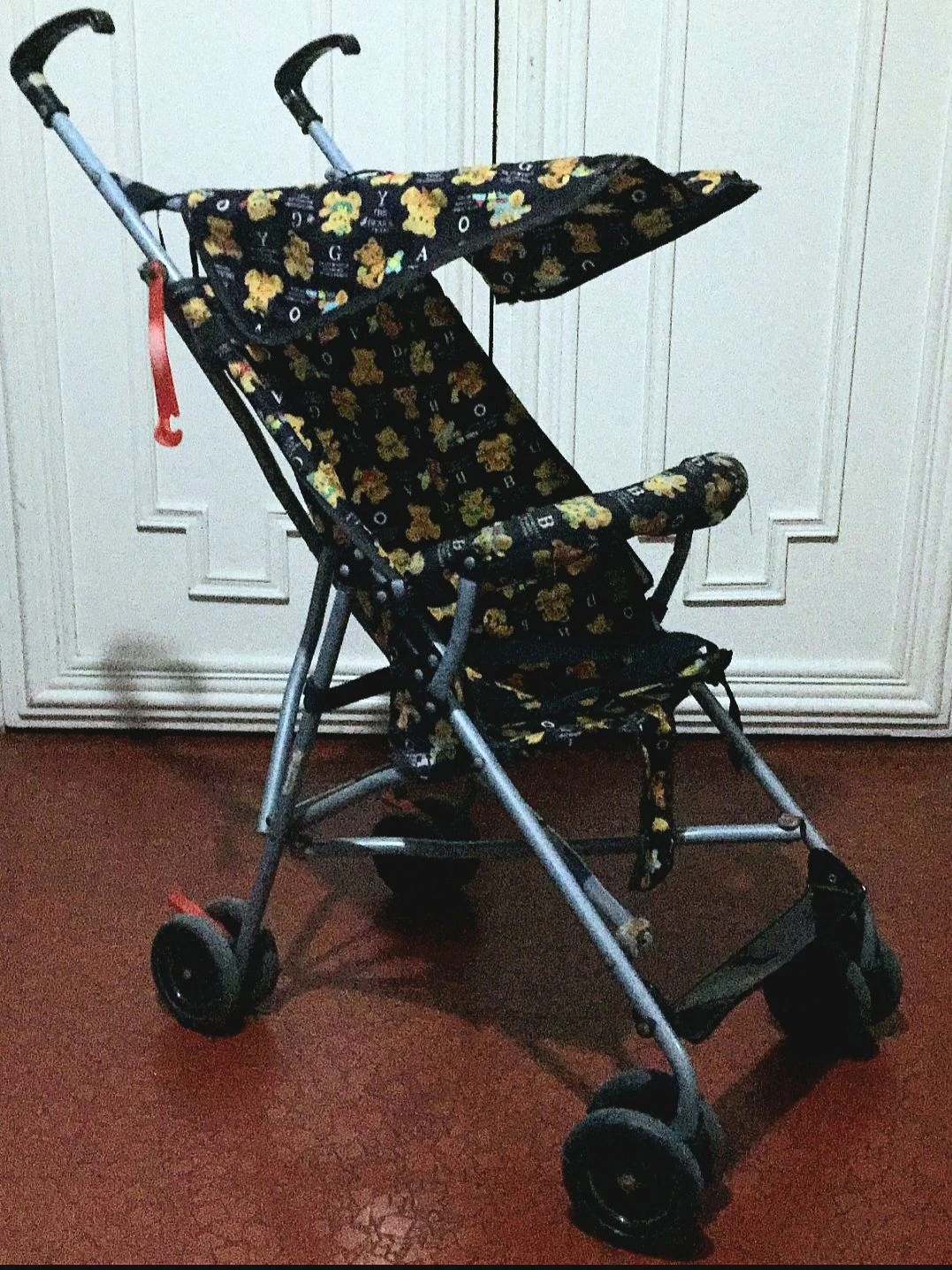 Venta de coches, sillas de carro y portabebés en Usaquén, Bogotá: Coche tipo sombrilla para bebé — Colombia Move