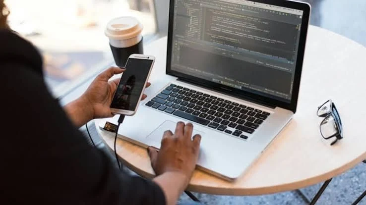 Empleo en Bogotá: Asesores Chat Servicio al Cliente Teletrabajo con o sin experiencia — Colombia Move