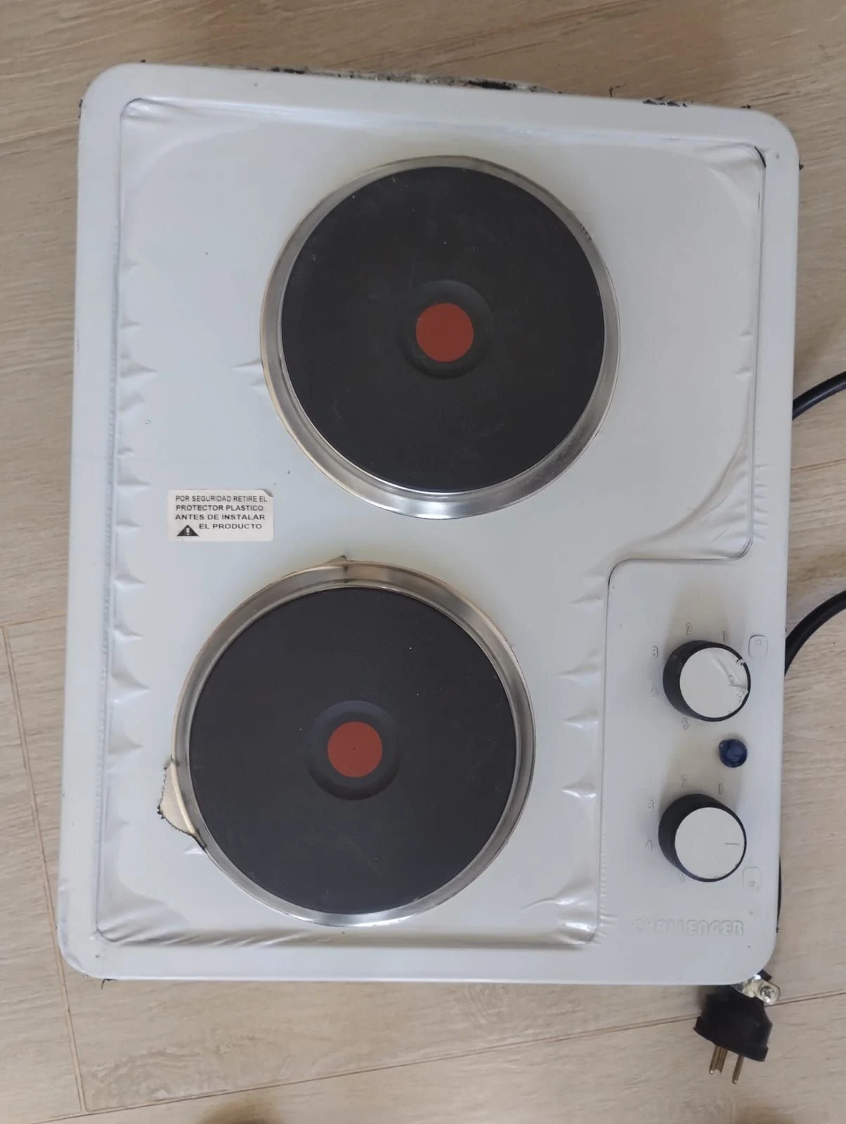 Venta de electrodomésticos en Cali: Estufa eléctrica Challenger de 2 puestos — Colombia Move