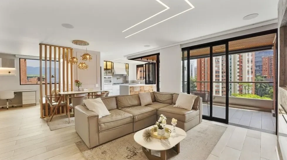 Alquiler de apartamento en Santa Maria de los Ángeles, Medellín: APARTAMENTO DE LUJO EN EL POBLADO — Colombia Move