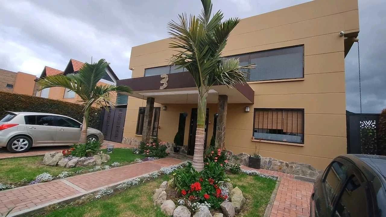 Venta de casa en Vereda La Balsa, Sector Las Juntas, Chía: CHIA, LA BALSA, 588 M2 lote independiente — Colombia Move
