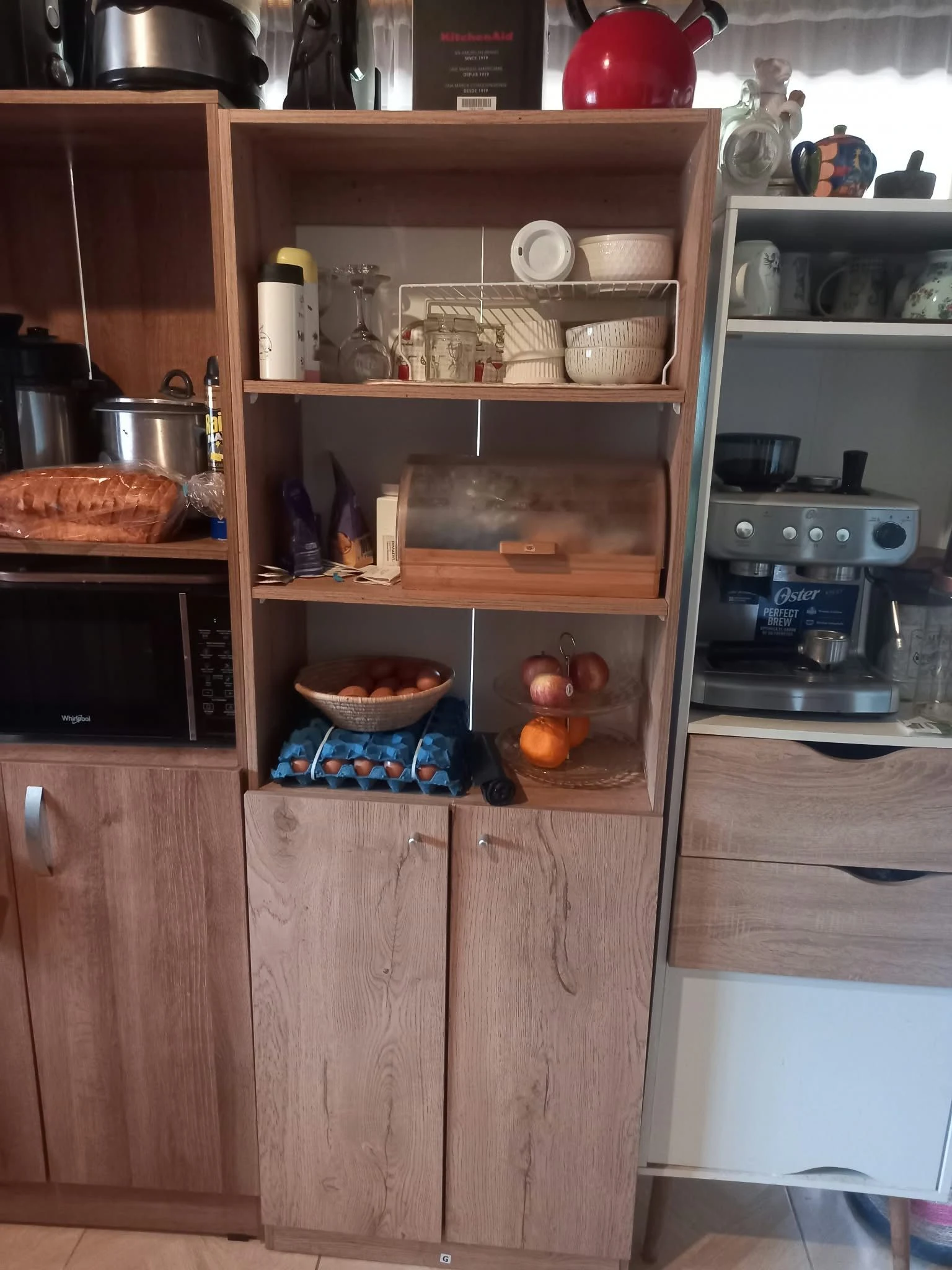 Venta de cocina y comedor en El Peñol, Medellín: Alacena Organizadora de Cocina con Repisas y Gabinete Inferior — Colombia Move
