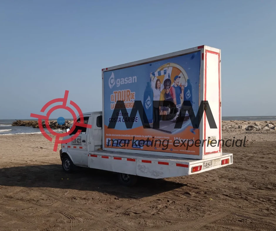 Servicio en Bretaña, Cali: Publicidad móvil con carro valla y perifoneo — Colombia Move