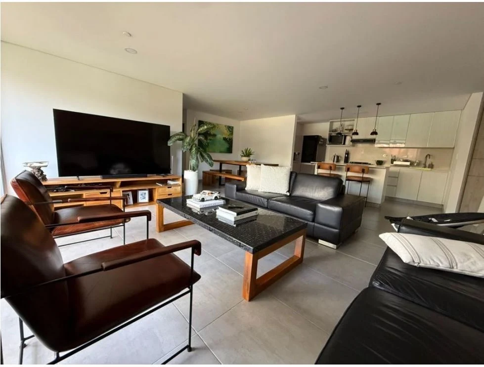 Venta de apartamento en La Abadía, Envigado: HERMOSO APARTAMENTO EN ENVIGADO SECTOR ABADÍA PISO ALTO LINDA VISTA — Colombia Move