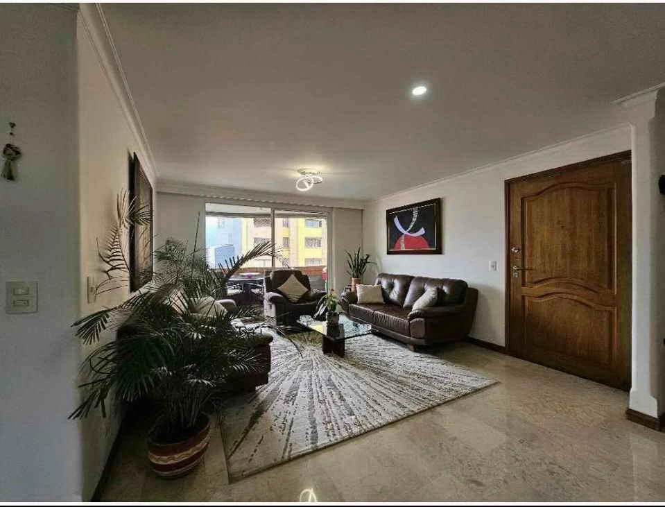 Venta de apartamento en Laureles, Medellín: Vendo Apartamento en Laureles de 145 mts — Colombia Move