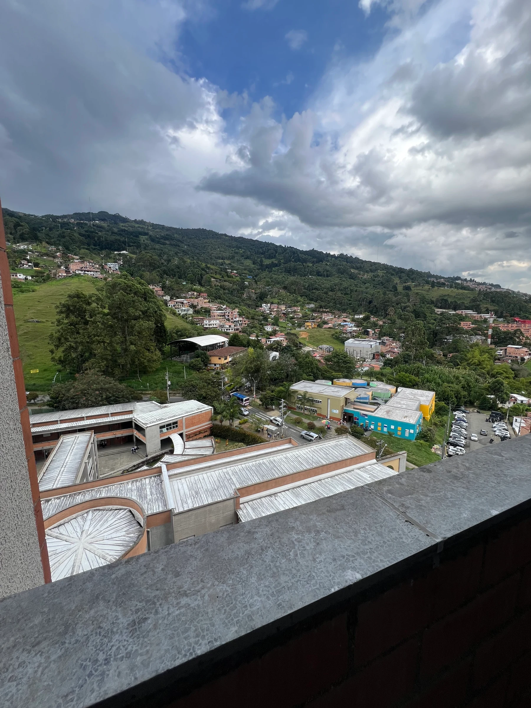Vendo hermoso apartamento en Luna del Viento Robledo Pajarito