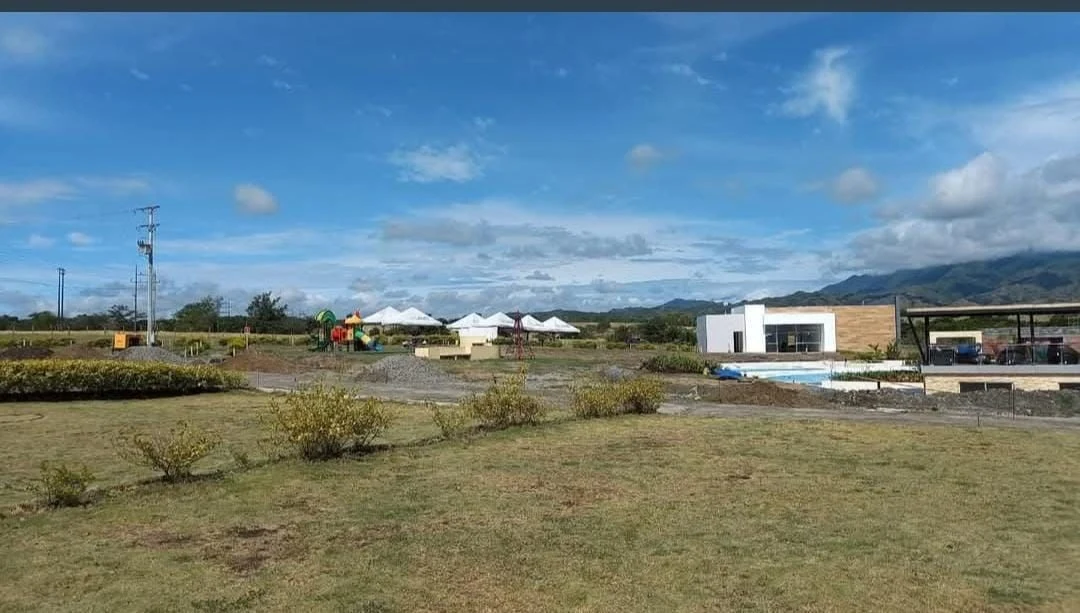 Lot / Land for Sale in Ibagué: FOR SALE: COUNTRY LOT — Colombia Move