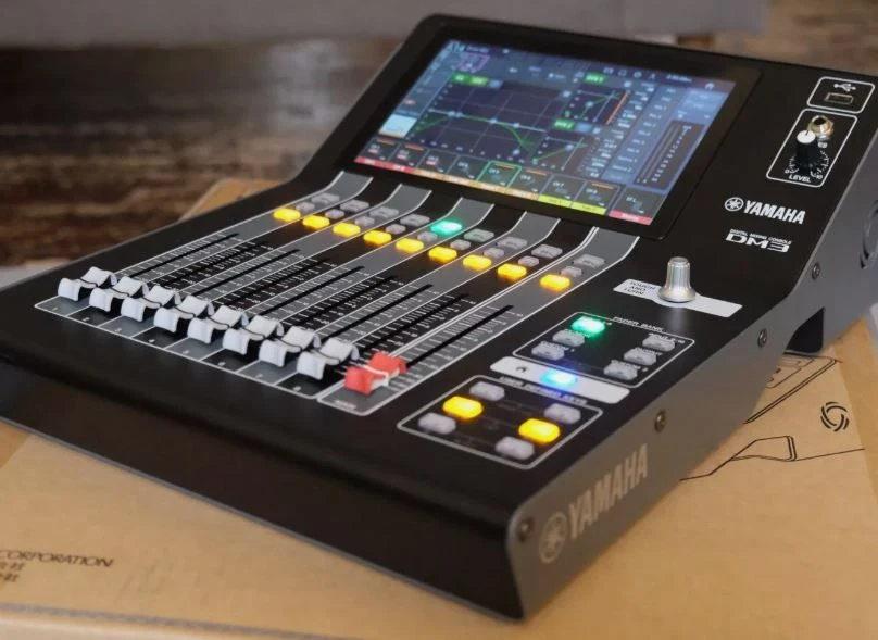Venta de audio y video en Chapinero, Bogotá: Yamaha DM3, DM3S — Colombia Move