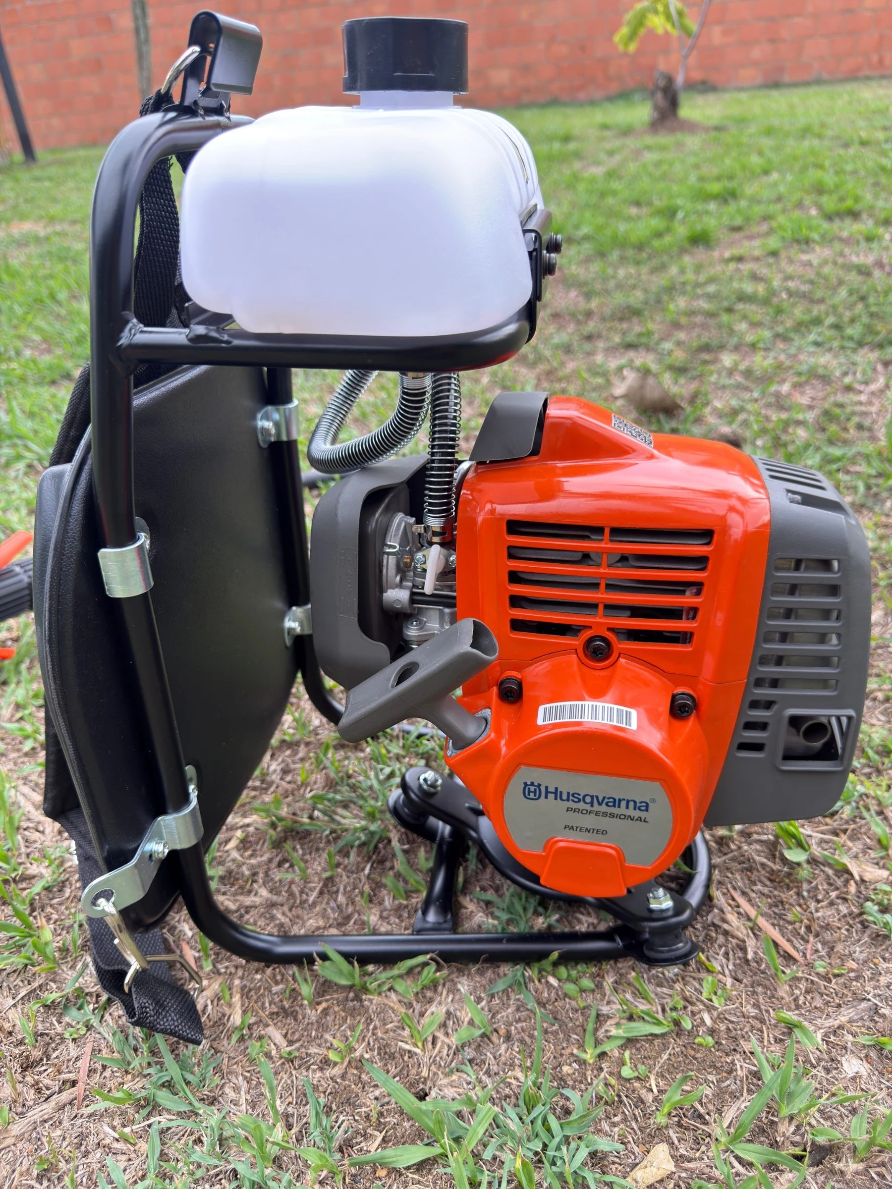 Venta de repuestos y accesorios en Chía: Guadana Espalda Husqvarna 1 de garantía — Colombia Move