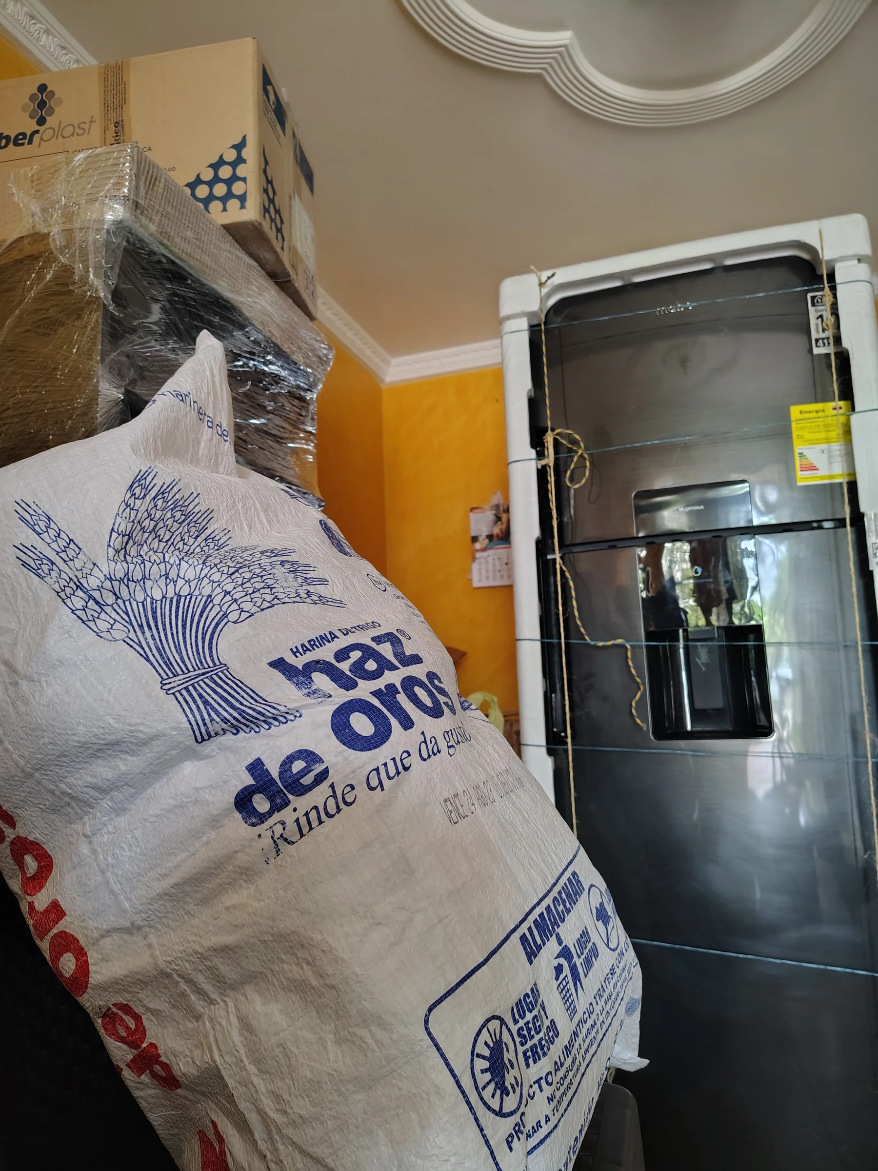 Servicio en Sogamoso: Busco 2 personas para descargue de mudanza en Sogamoso, Boyacá Presupuesto de $100.000 — Colombia Move