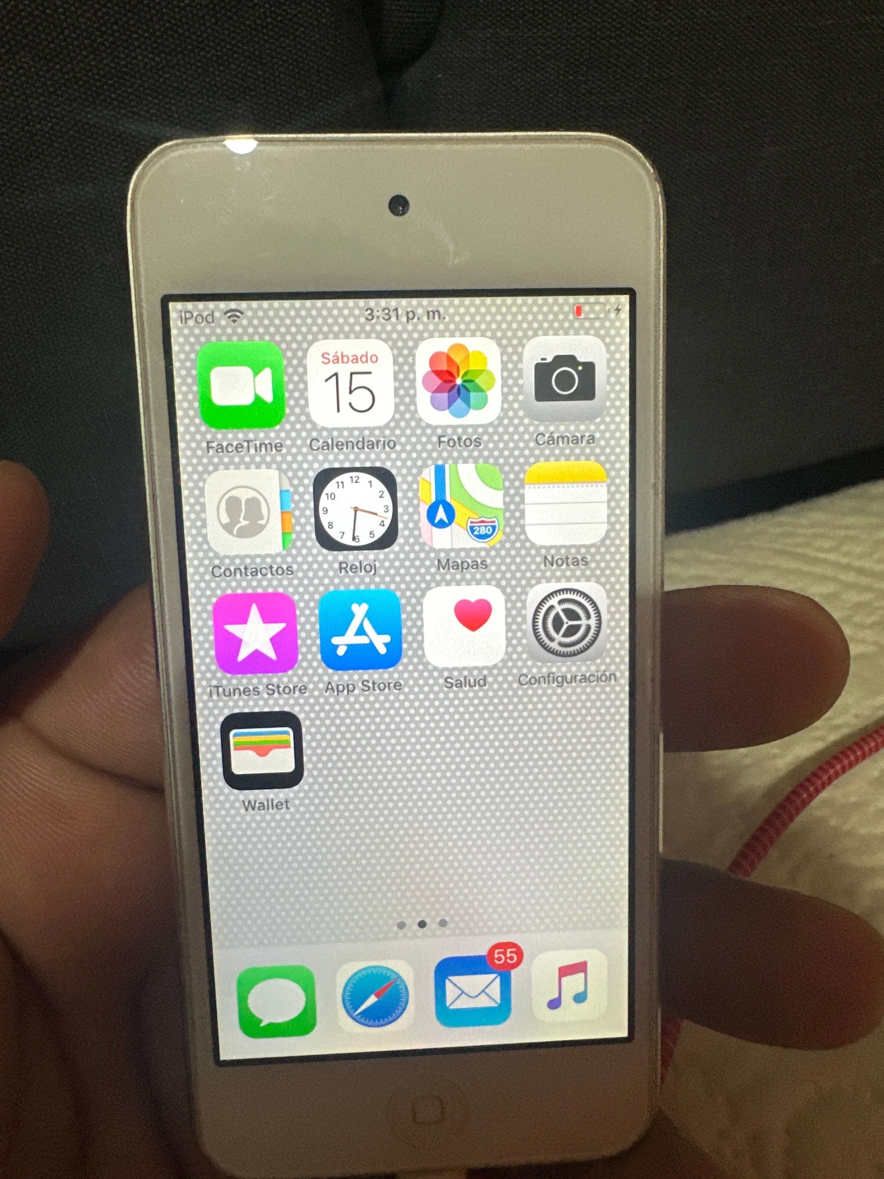 Venta de celulares y tablets en La Estrella, Medellín: Apple iPod touch 6 gen plateado - 64 GB — Colombia Move