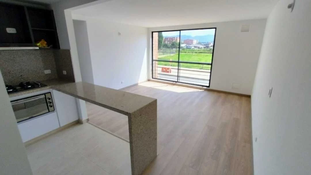 Venta de apartamento en Centro, Cajicá: CAJICA, Molino, 75 M2, Sol de mañana, encortinado — Colombia Move