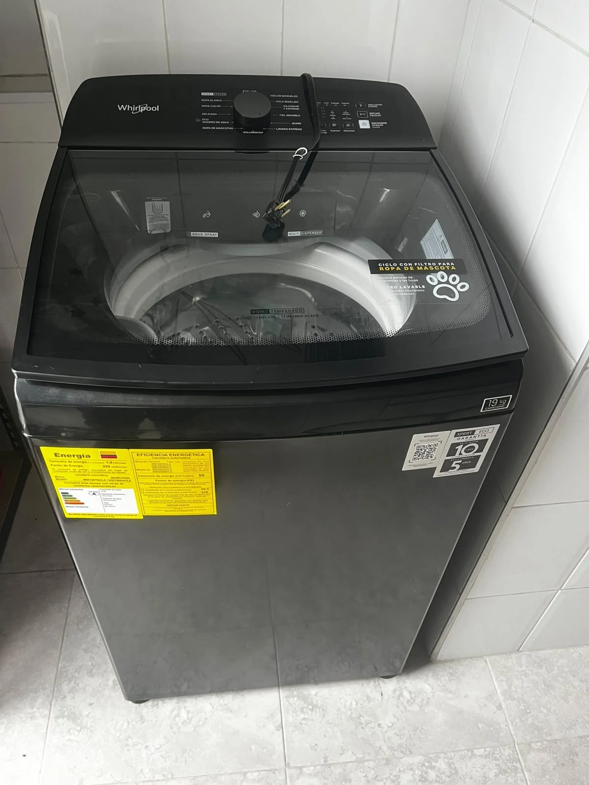 Venta de electrodomésticos en Modelia, Bogotá: Lavadora Whirlpool de carga superior 19 kg en venta — Colombia Move