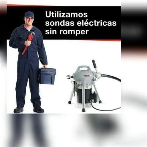 Plomeros en el toberin 3147535146
