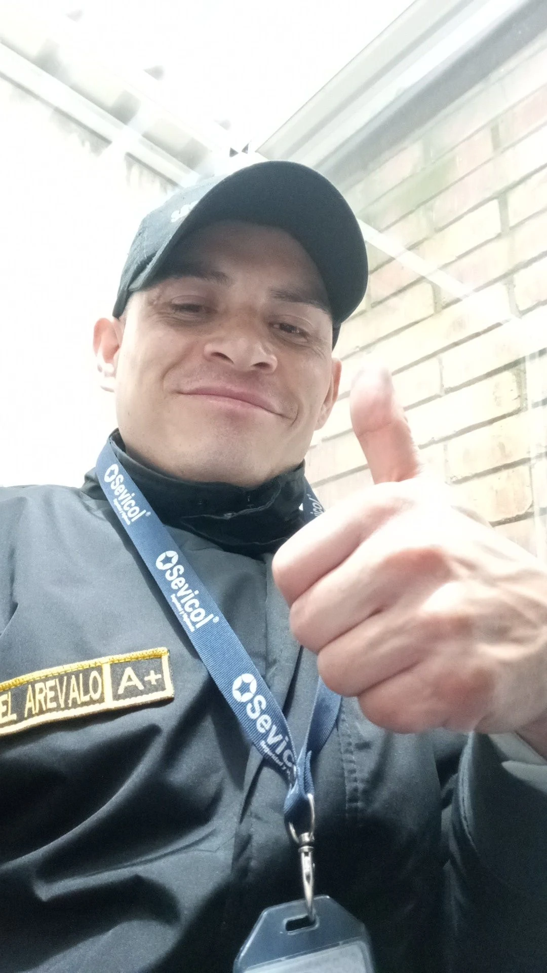 Servicio en Zona T, Bogotá: Bachillerato — Colombia Move