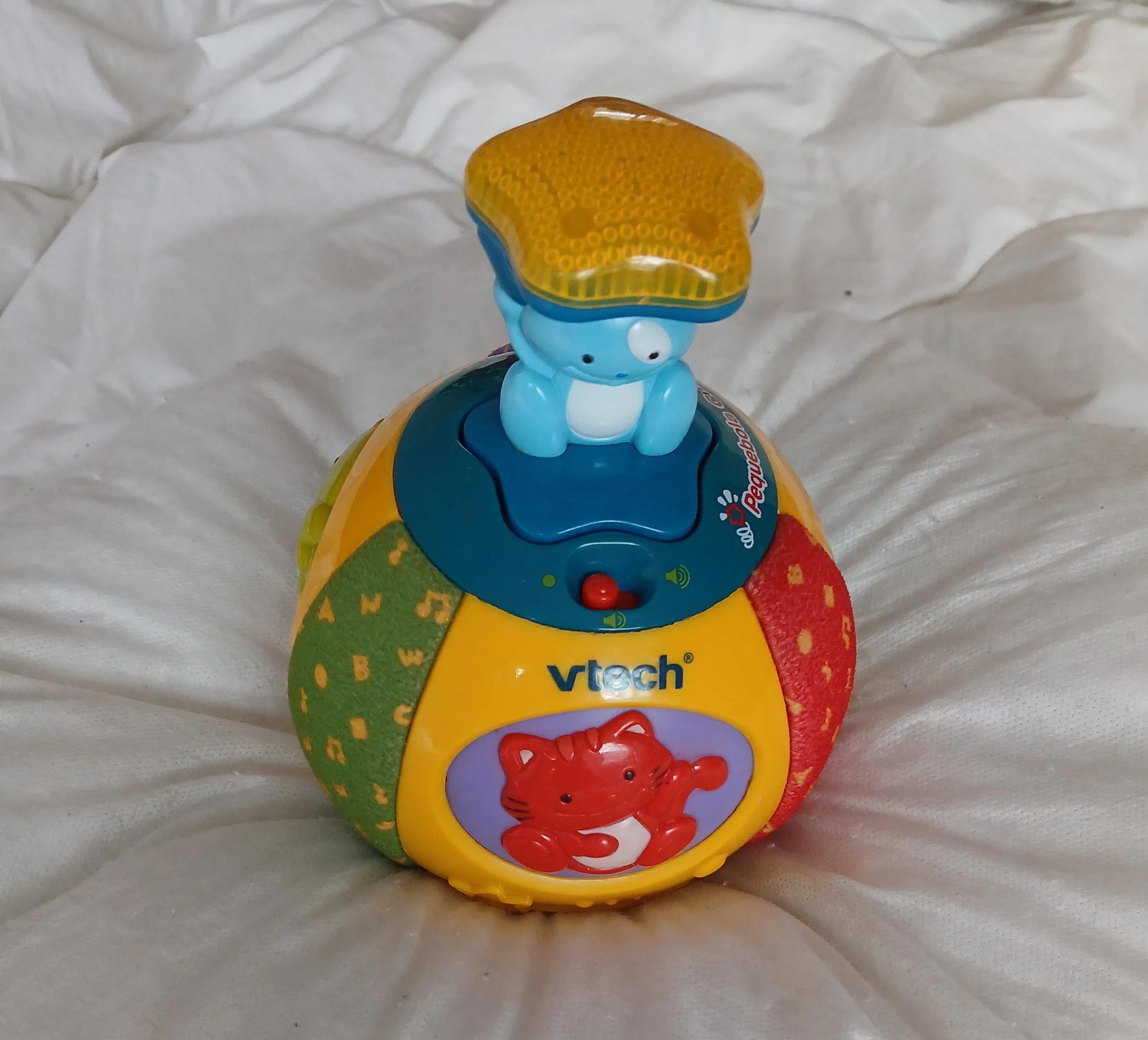 Venta de juguetes y estimulación en Bogotá: Juguete musical para bebé VTech Pequebola — Colombia Move