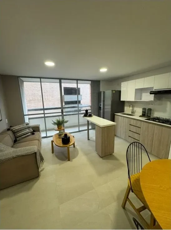 Venta de apartamento en Loma de San José, Sabaneta: Venta apartamento cesión de derecho Sabaneta loma de San Jose — Colombia Move