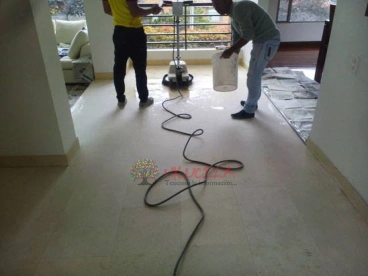 Servicio en Usaquén, Bogotá: Mantenimiento de pisos en Bogotá — Colombia Move