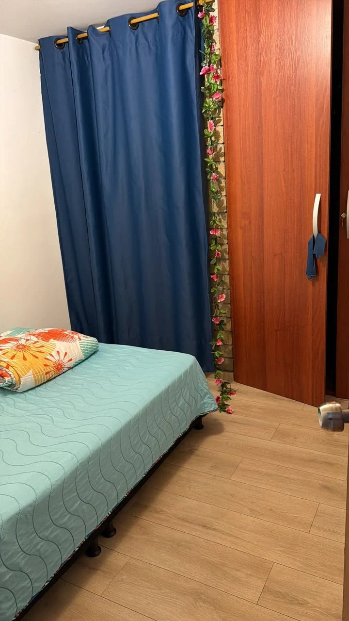 Alquiler de habitación / compartir en Medellín: Arriendo habitación amoblada / Sector las Palmas, Medellín. — Colombia Move