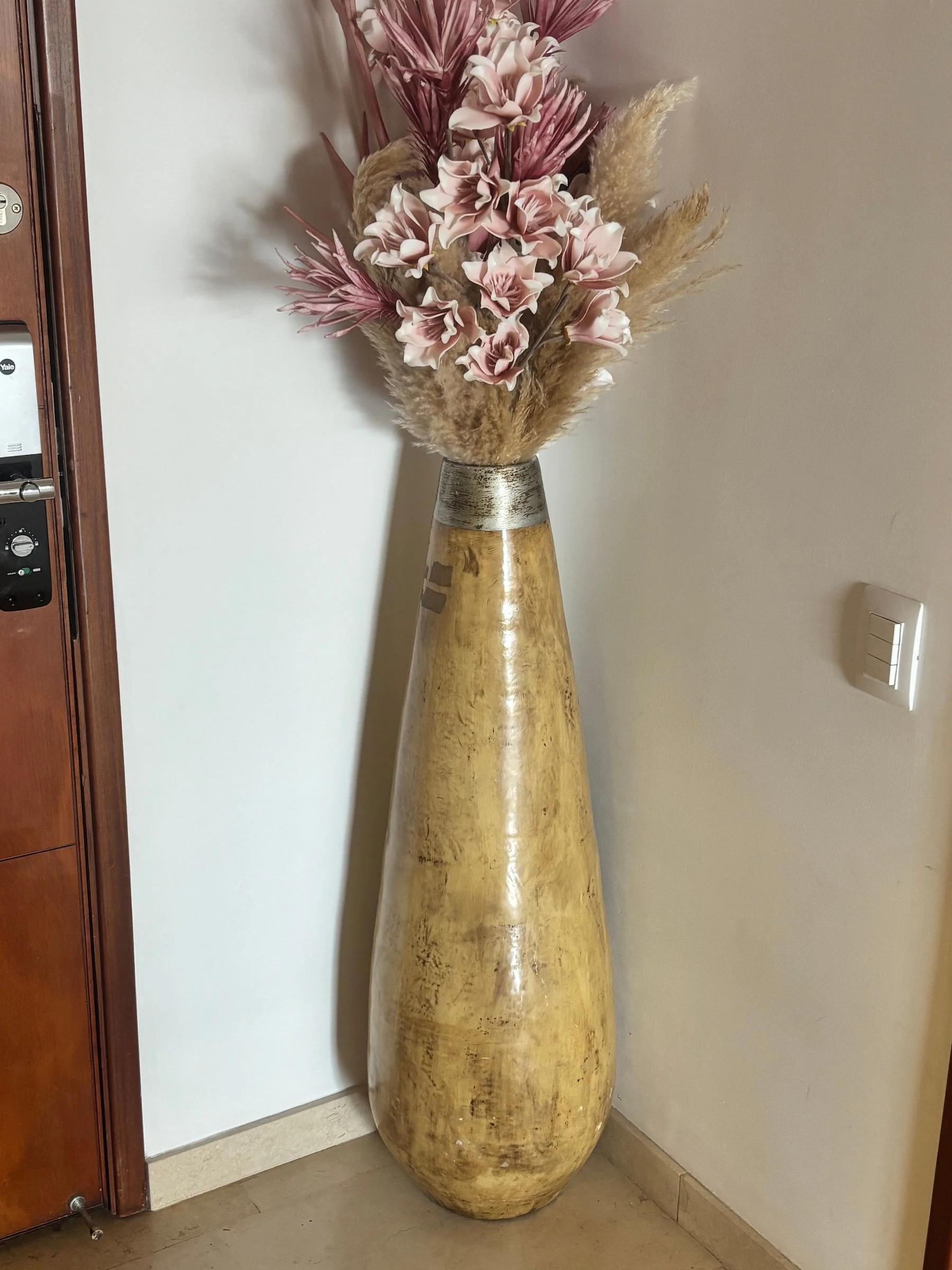 Venta de decoración y hogar en Usaquén, Bogotá: Jarrón decorativo de piso (1,10 mt) — Colombia Move
