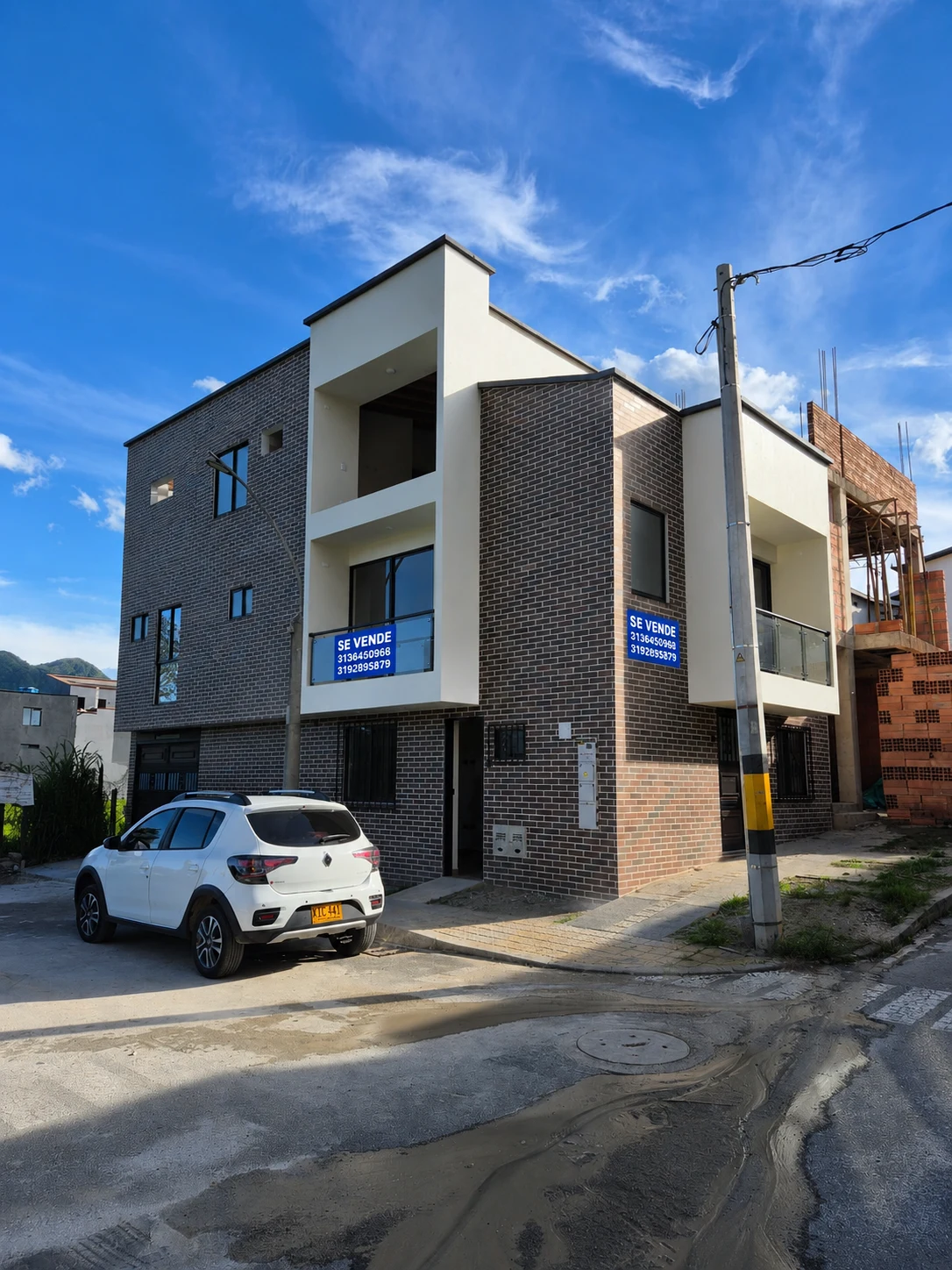 Vendo espectacular casa 🏡✨ ¡Estrena la casa de tus sueños en El Carmen de Viboral! ✨🏡