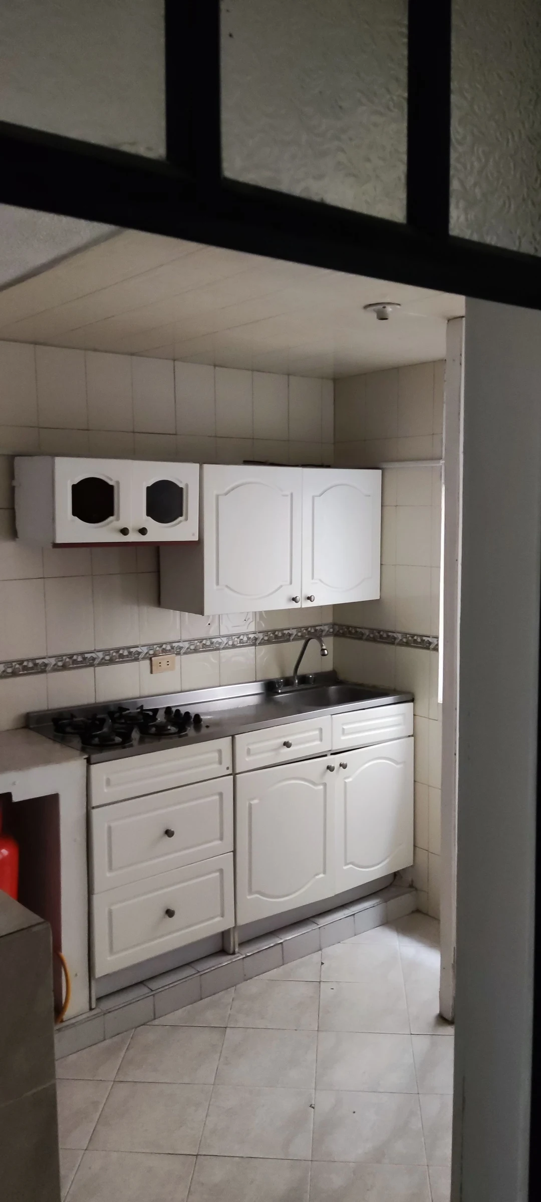 Apartaestudio cerca conecta calle 26