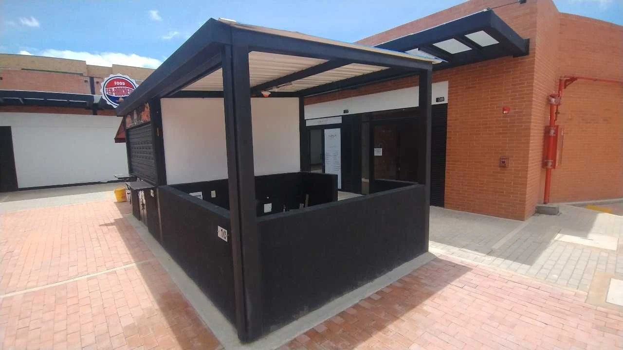 Venta de local comercial / hotel en Hacienda Tocancipa, Tocancipá: Tocancipa, Mall hacienda, local comidas, 6 M2 — Colombia Move