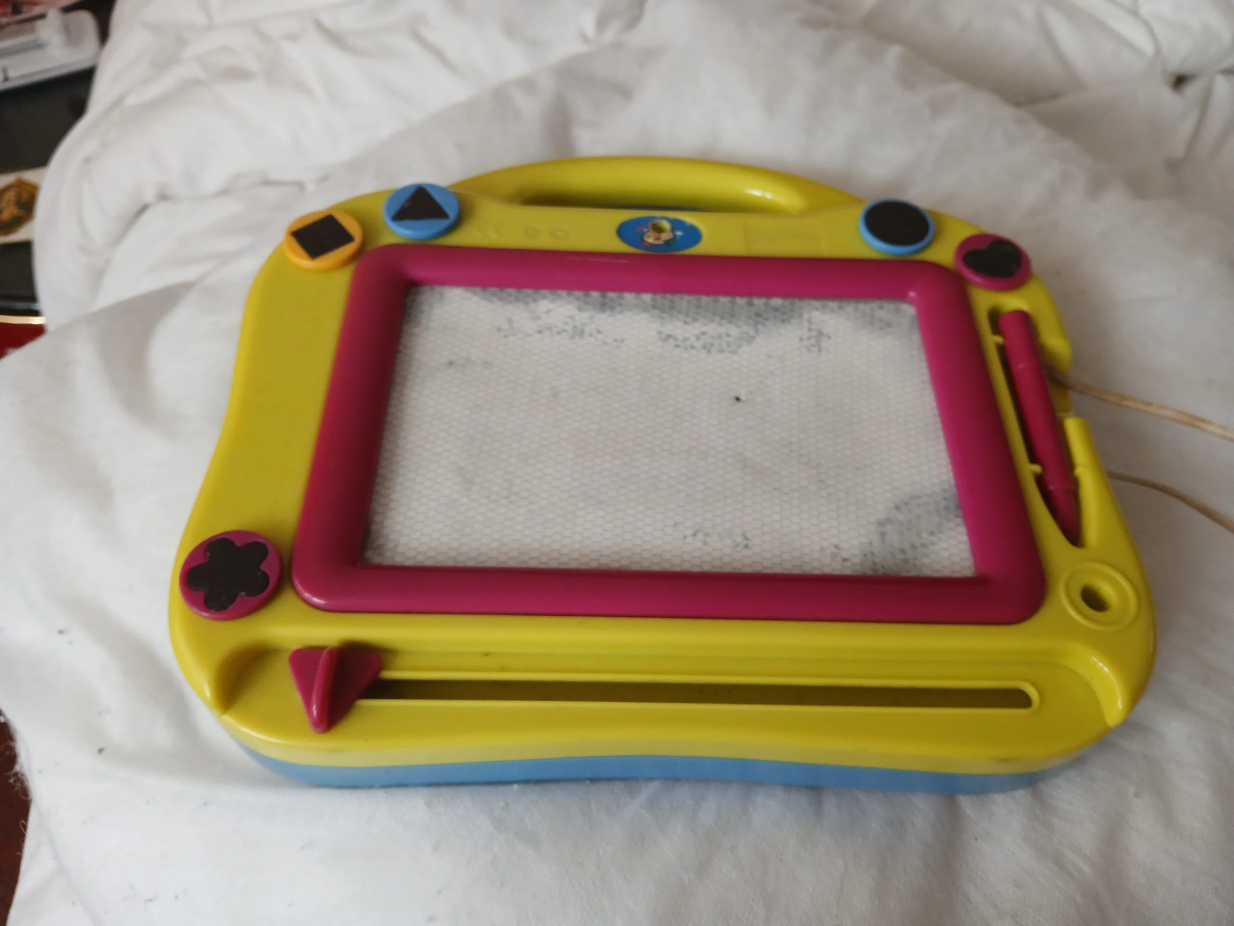 Venta de juguetes y estimulación en Bogotá: Pizarra mágica magnética para niños — Colombia Move