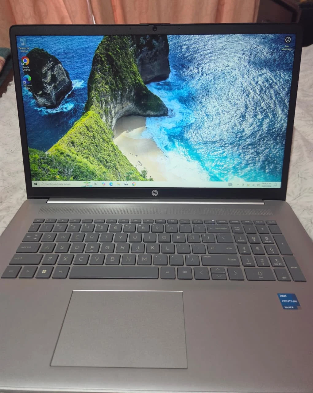 Venta de computadores y laptops en Pereira: Laptop HP 19" Táctil – Windows 10** — Colombia Move