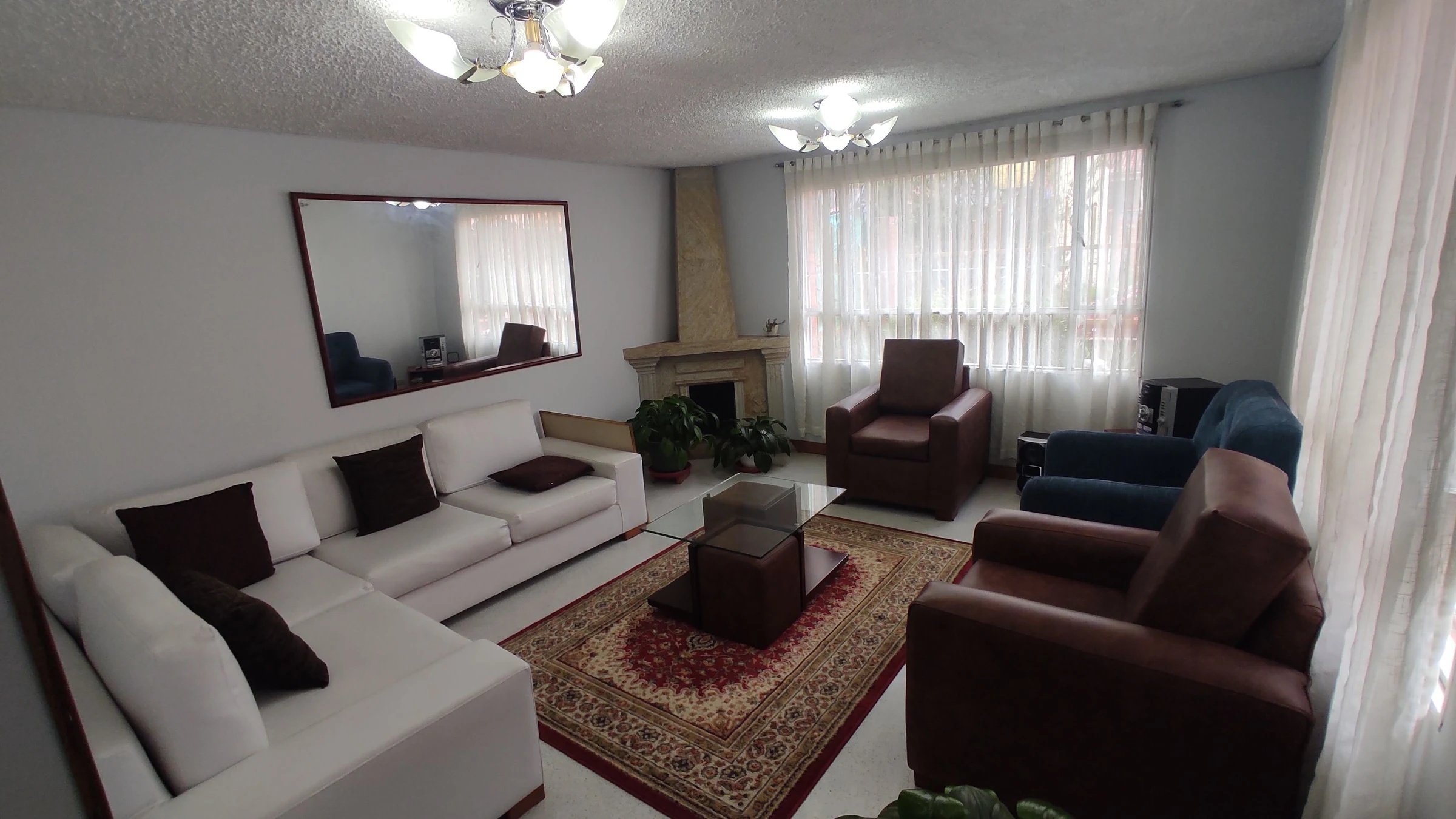 Venta de casa en Centro, Chía: CHIA, Centro, 200 M2, independiente, 5 alcobas, — Colombia Move