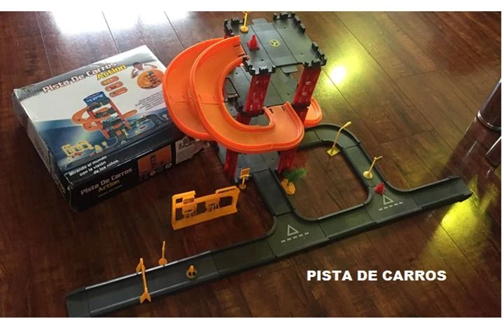 Venta de juguetes y estimulación en Usaquén, Bogotá: Pista de carros de juguete con estacionamiento y caja — Colombia Move