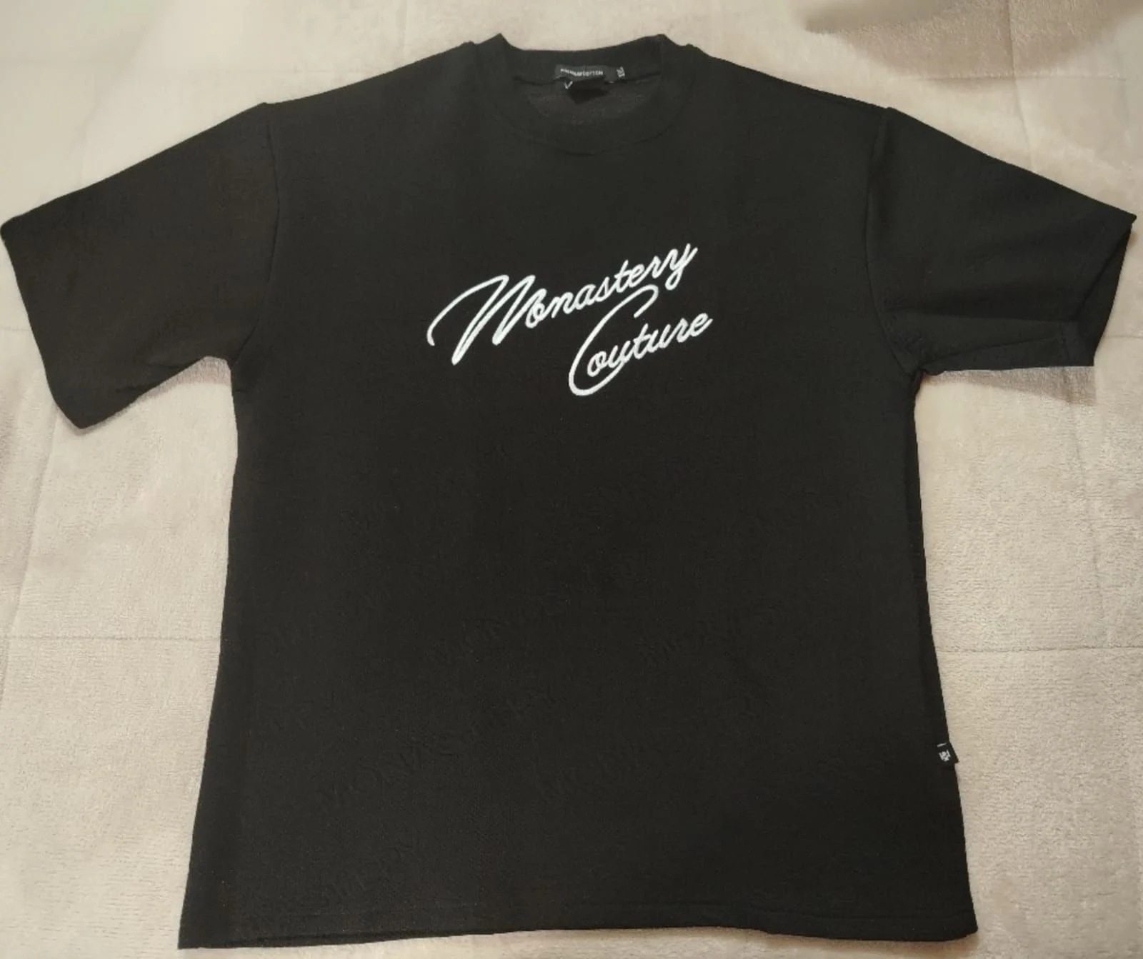 Venta de ropa de hombre en Fontibón, Bogotá: Camiseta negra Monastery Couture Original de manga corta — Colombia Move