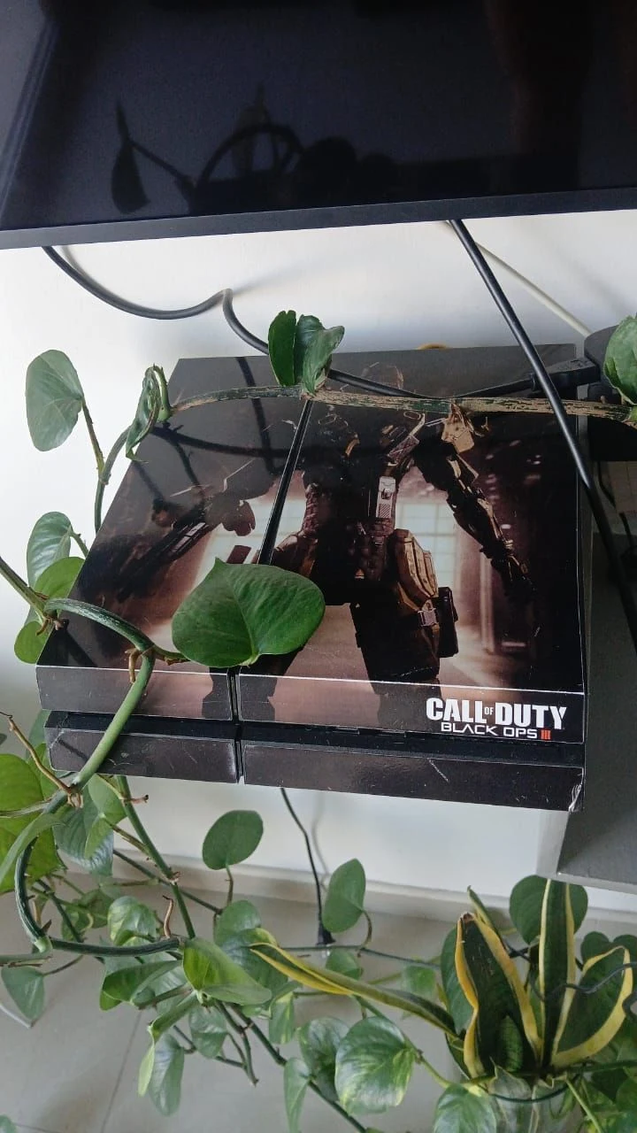 Venta de consolas y videojuegos en Dosquebradas: Play station 4, carátula de call of duty black ops 3, se le hizo mantenimiento hace un mes, cambio de pasta té — Colombia Move