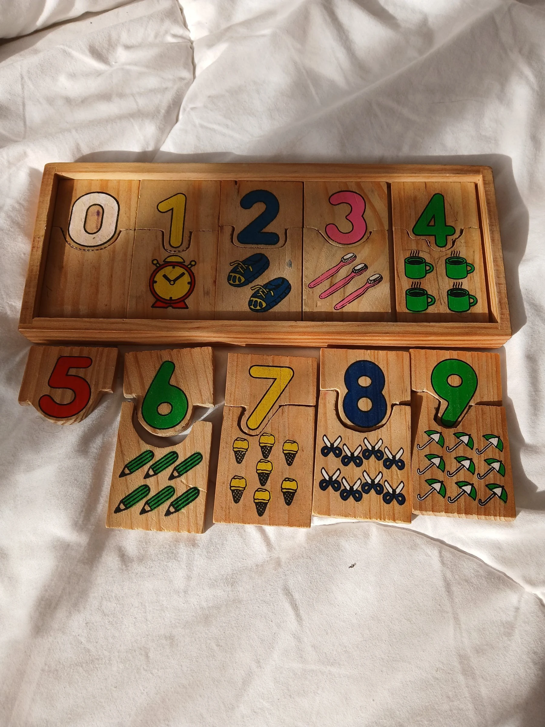 Venta de juguetes y estimulación en Bogotá: Juego didáctico de madera con números — Colombia Move