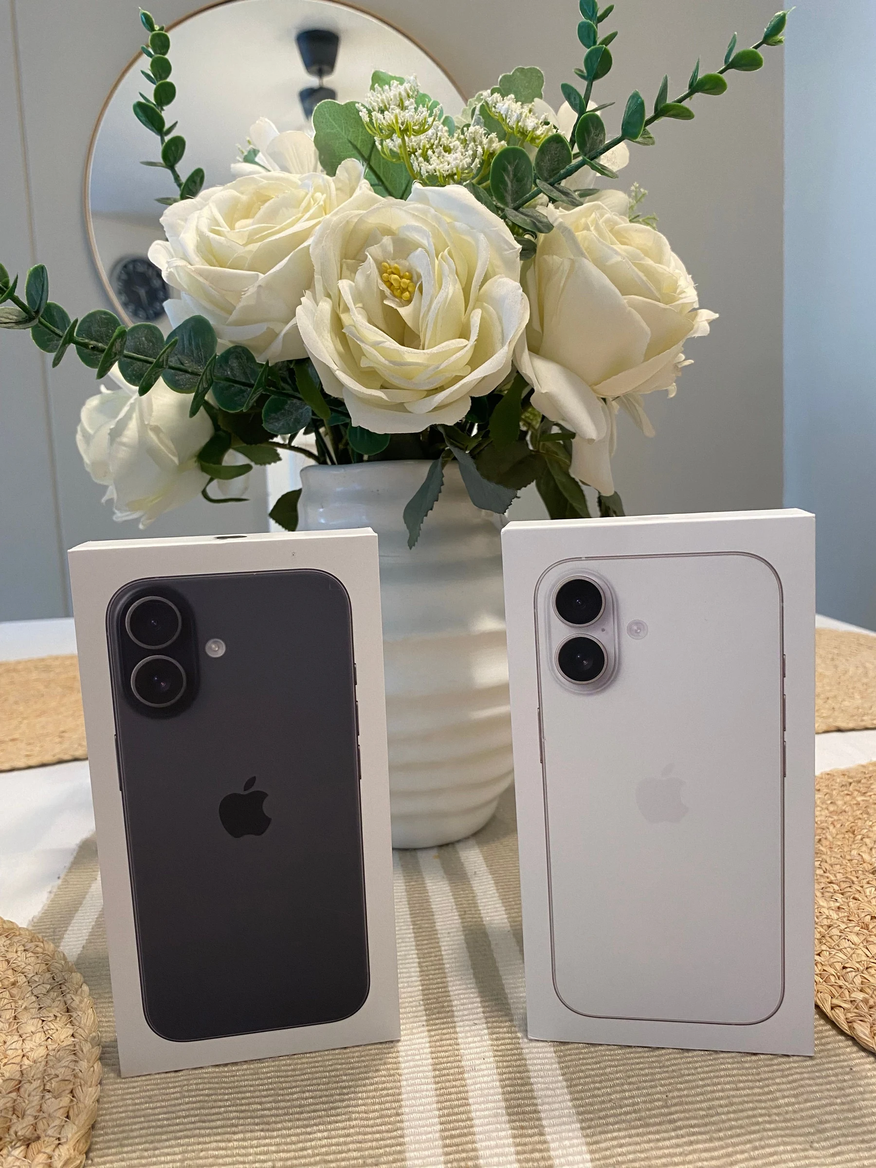 Venta de celulares y tablets en Ciudad Salitre, Bogotá: iPhone 17 256GB Nuevo negro o blanco — Colombia Move