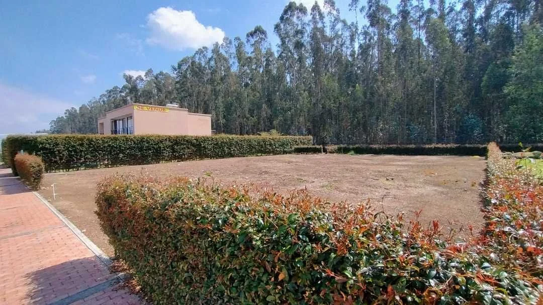 Venta de lote / terreno en Puente Sector Los Clubes - Hatogrande, Sopó: LUCITANIA, puente los clubes, 1014 M2, frente al CLUB MILITAR DE GOLF — Colombia Move