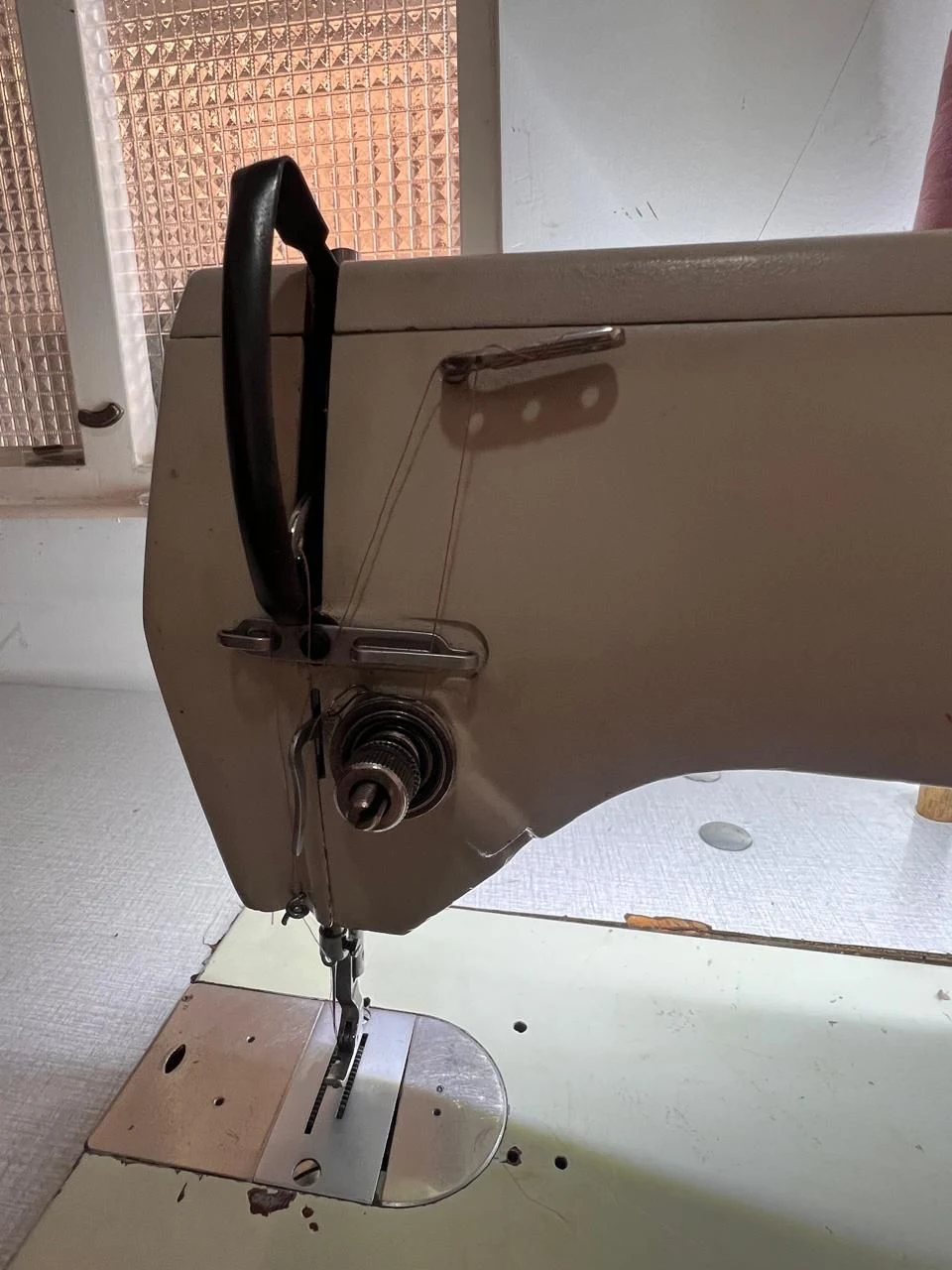 Venta de otra electrónica en Bogotá: Maquina Semi-industrial de coser 20U — Colombia Move